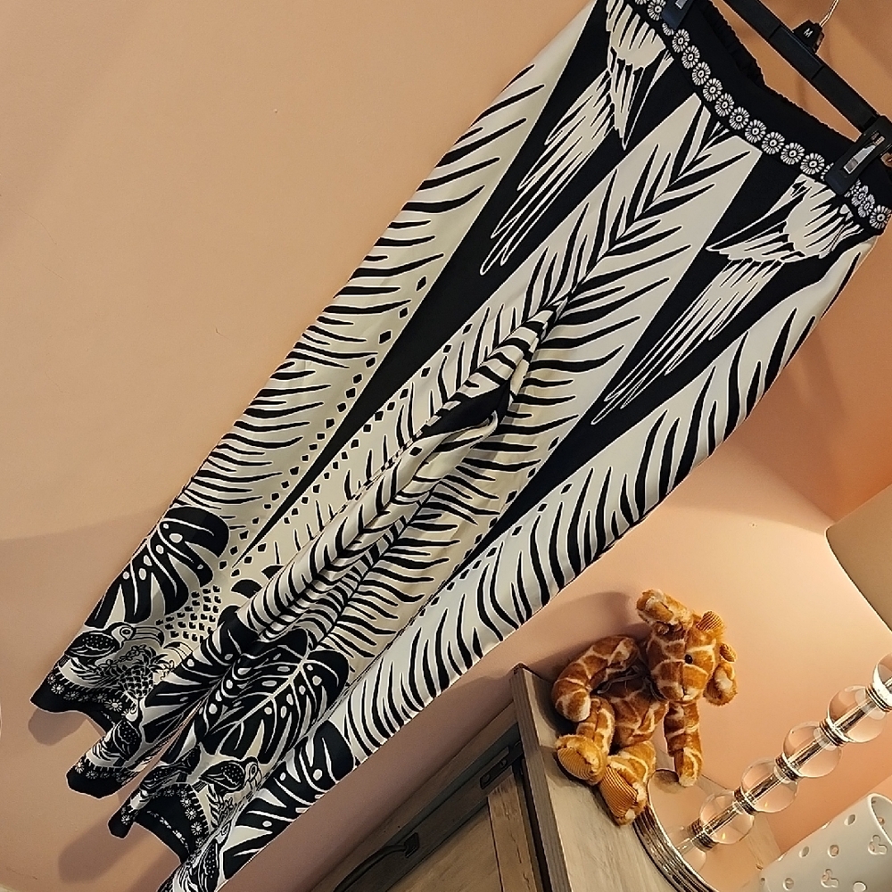 Rachel Zoe Elegant Silky Pants